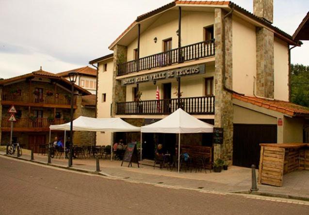 Hotel Valle De Turtzioz ภายนอก รูปภาพ